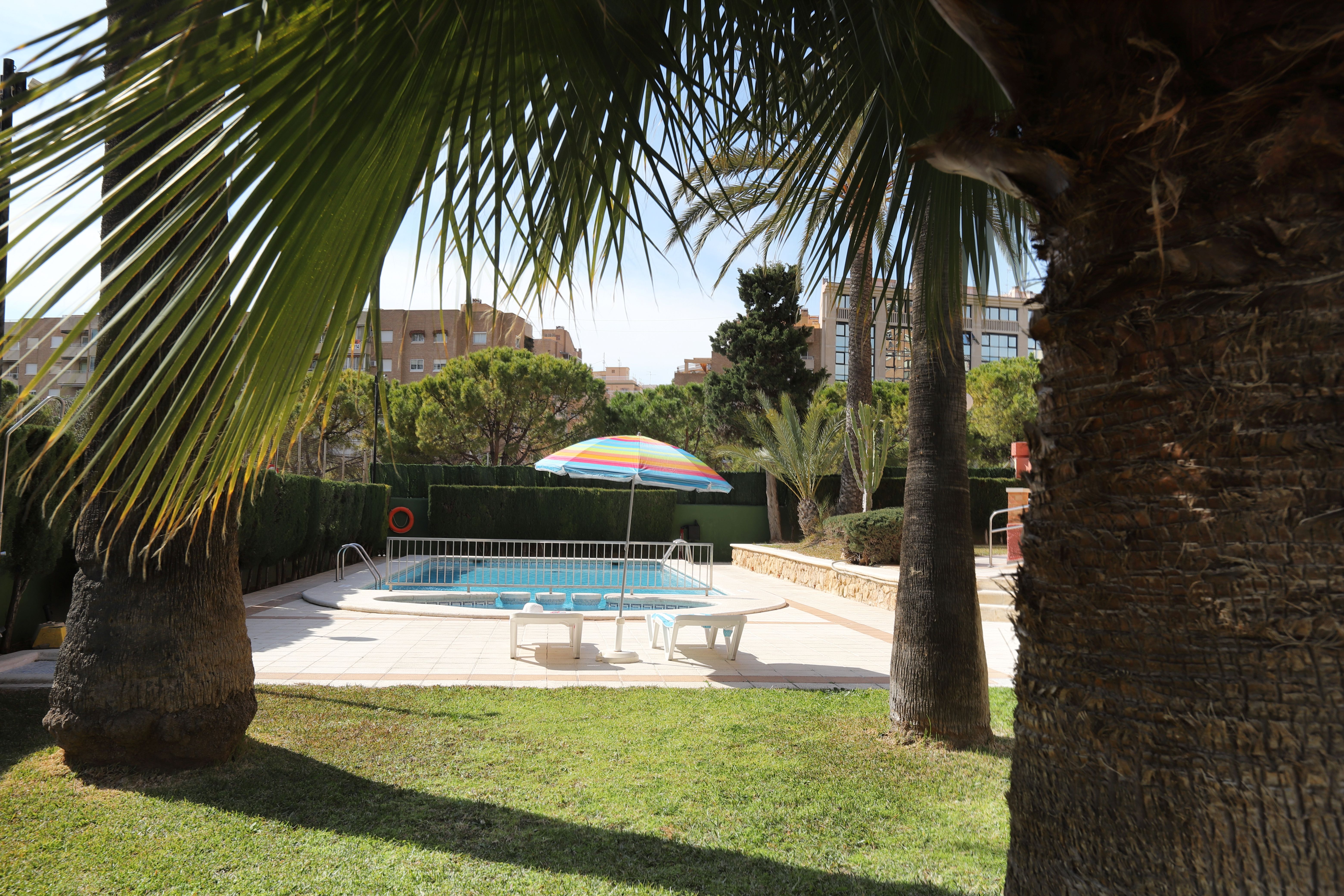 La Caseta Apartments 43/49