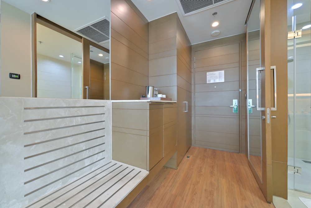 Eastin Grand Hotel Sathorn 7/50