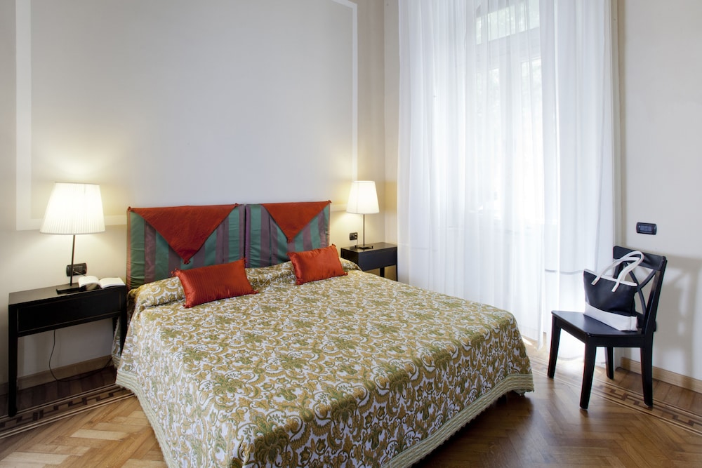 SUPERIOR, DOUBLE BED