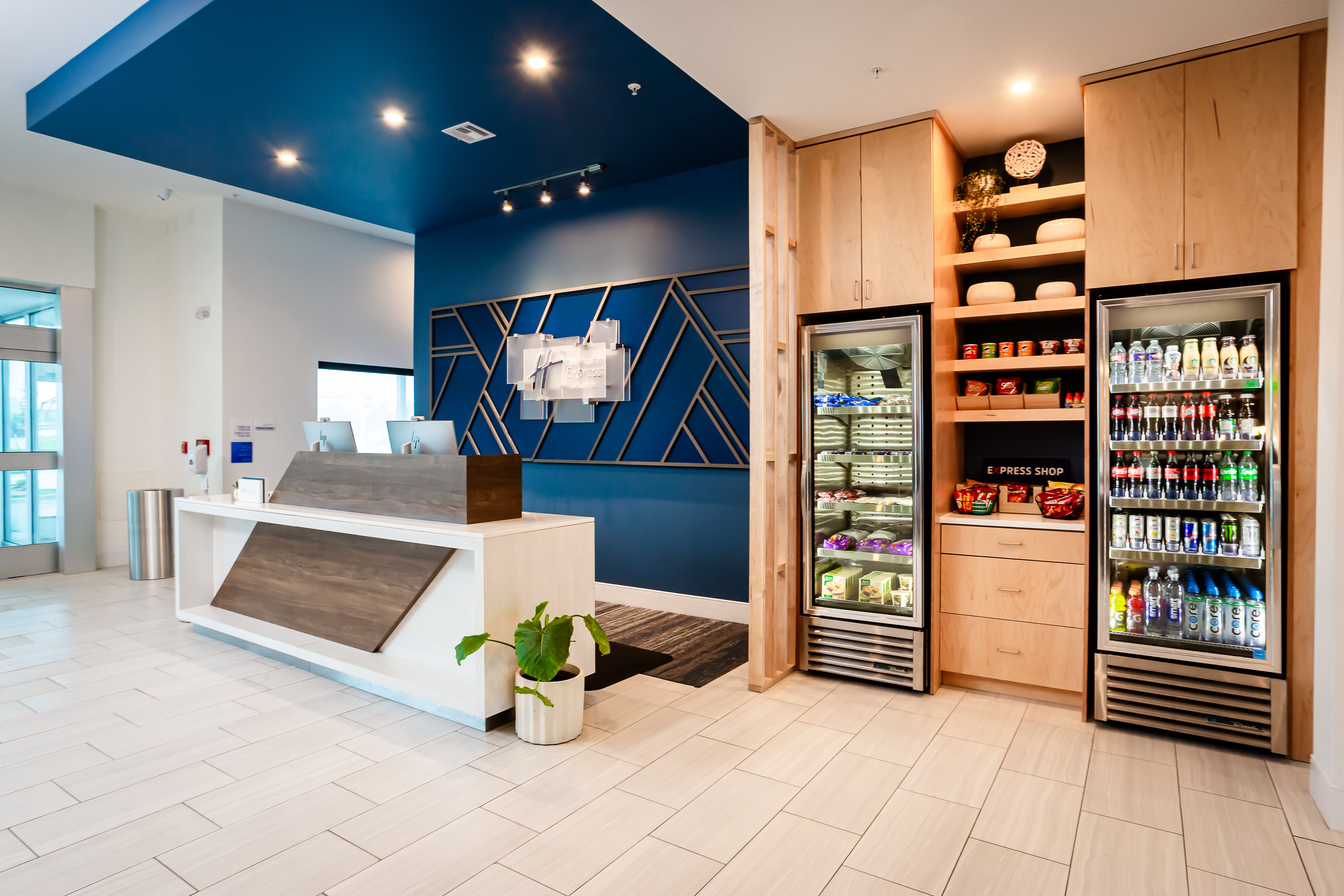 Holiday Inn Express and Suites Waco Downtown by IHG 9/40