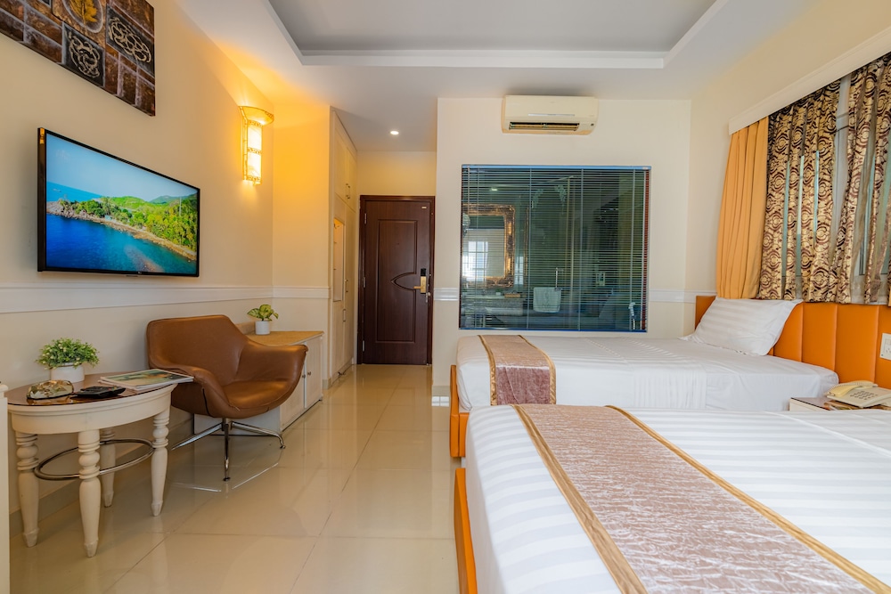 Fortune 1127 Hotel 6/35