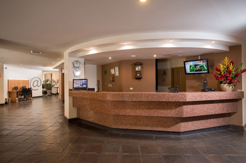 Jose Antonio Cusco Hotel 5/50
