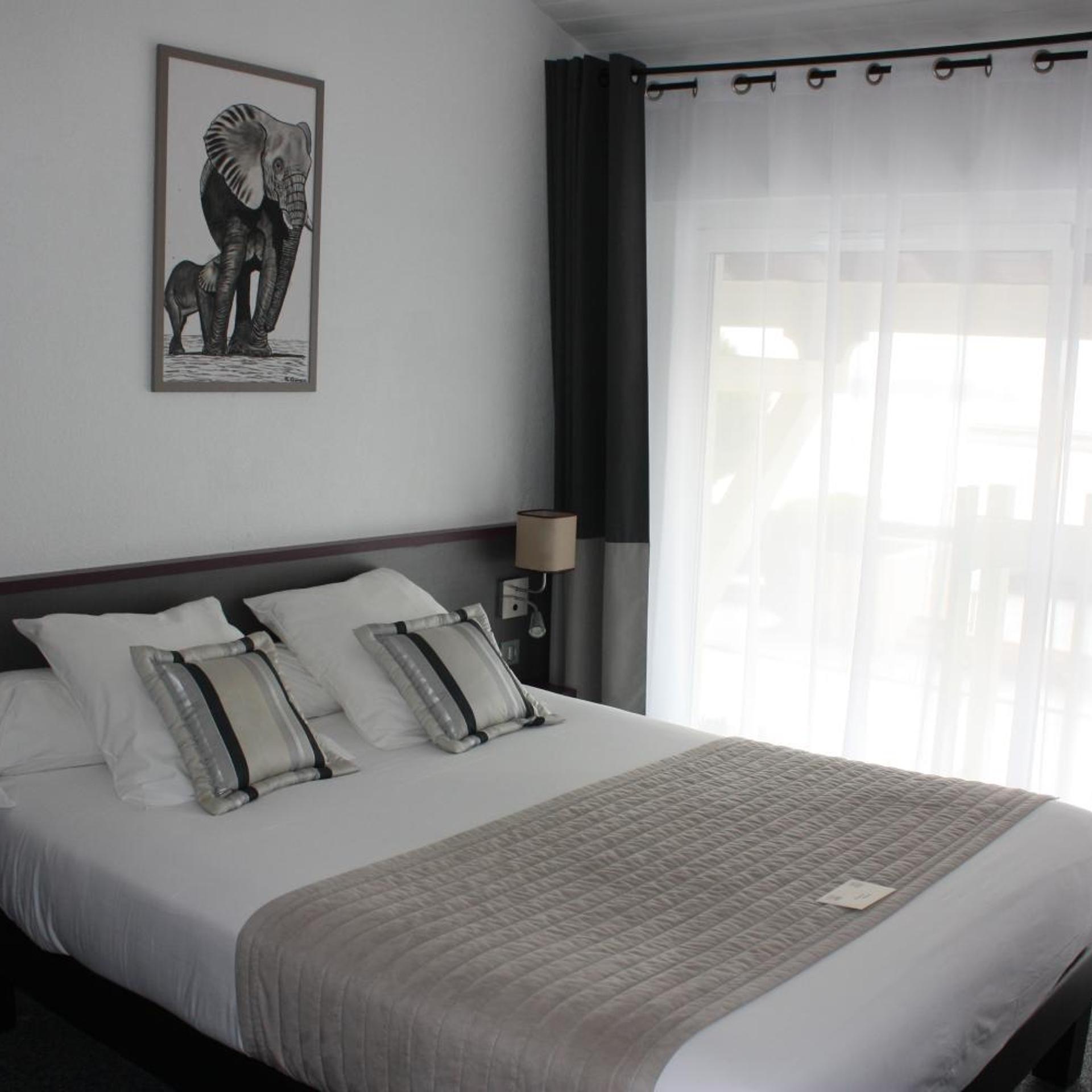 غرفة قياسية بسرير مزدوج بإطلالة، Hotel La Citadelle 2/10