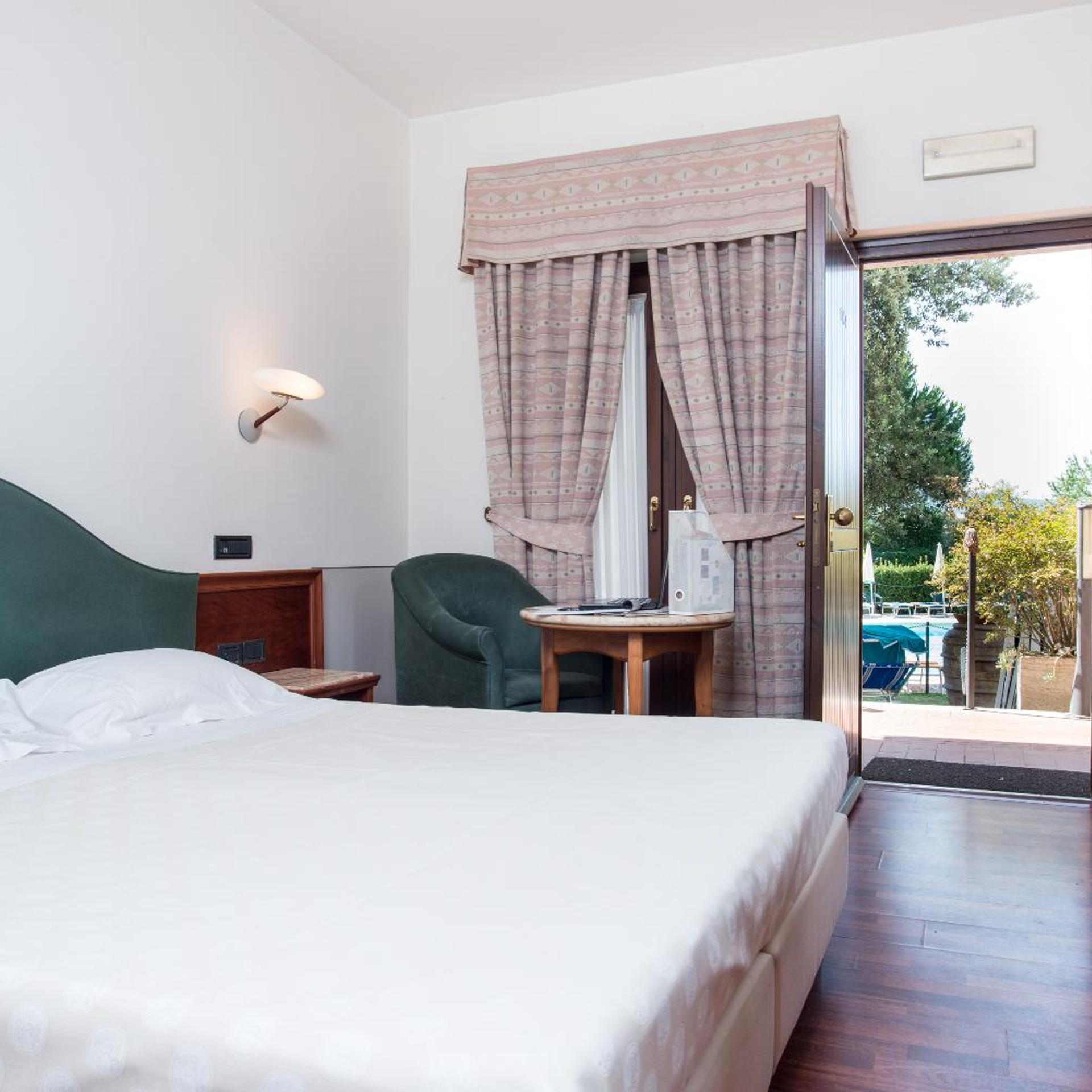 غرفة بسرير مزدوج، Terra Umbra Hotel 4/10