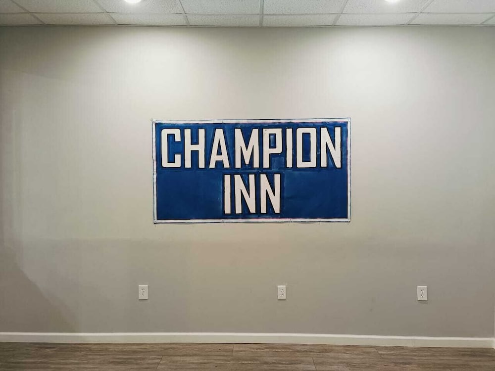 Champion Inn Motel By OYO Hwy 59 Shepherd photo3
