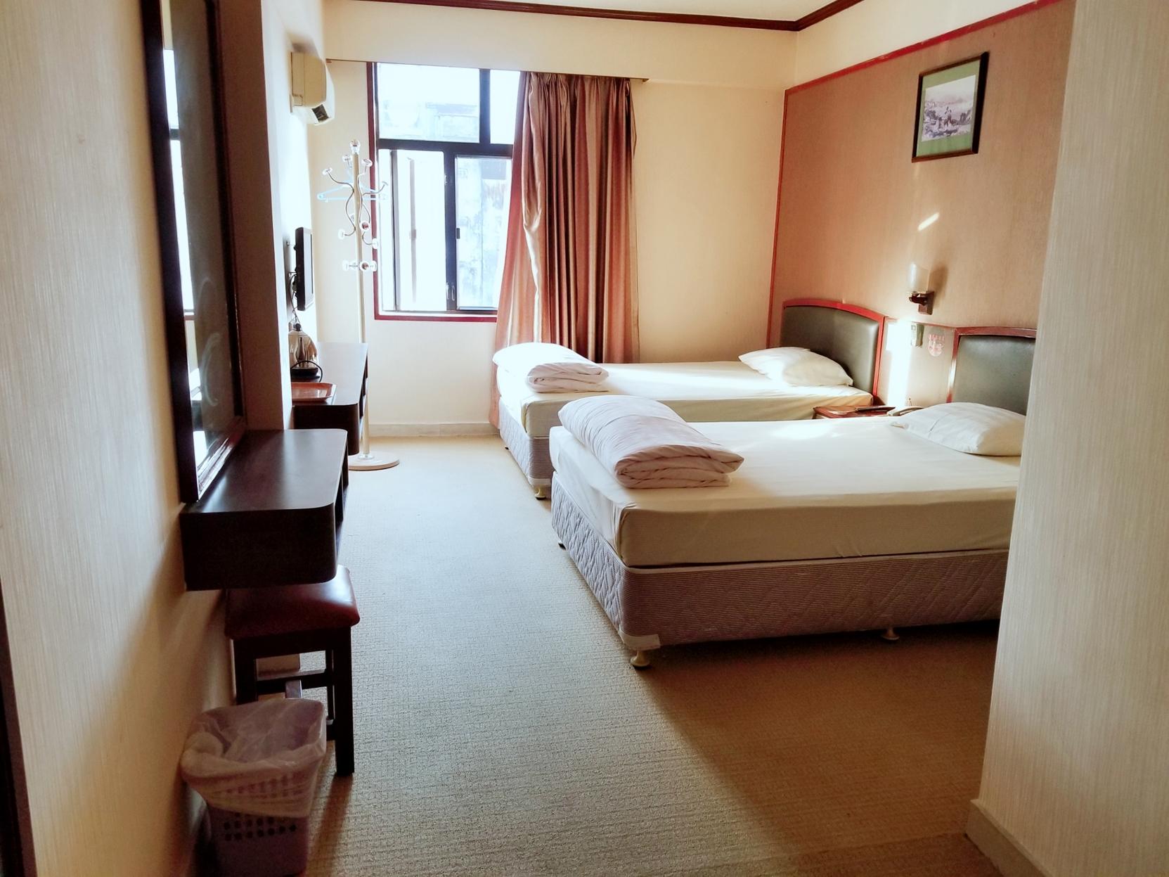 Standard, Hotel Kou Va 2/2