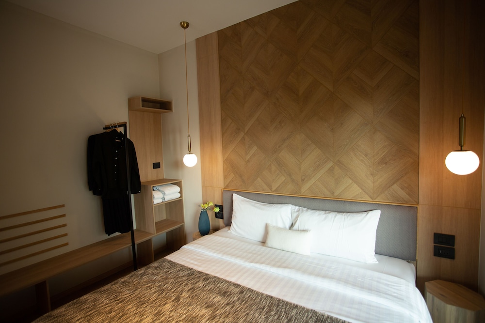 SHAN Villas Sukhumvit 16/70