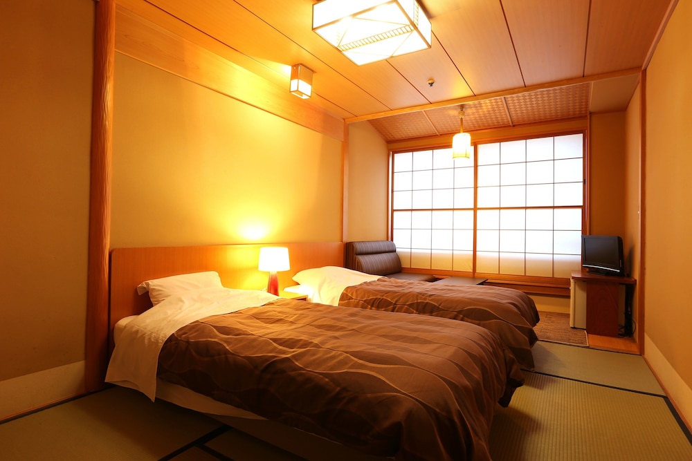 Hotel Sakurai 10/40