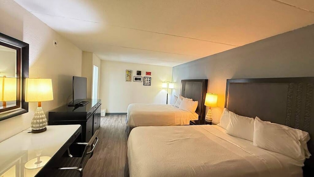 COMFORT, 2 DOUBLE BEDS, ACCESSIBLE