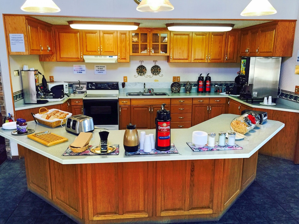 Key West Inn Pensacola 27/30