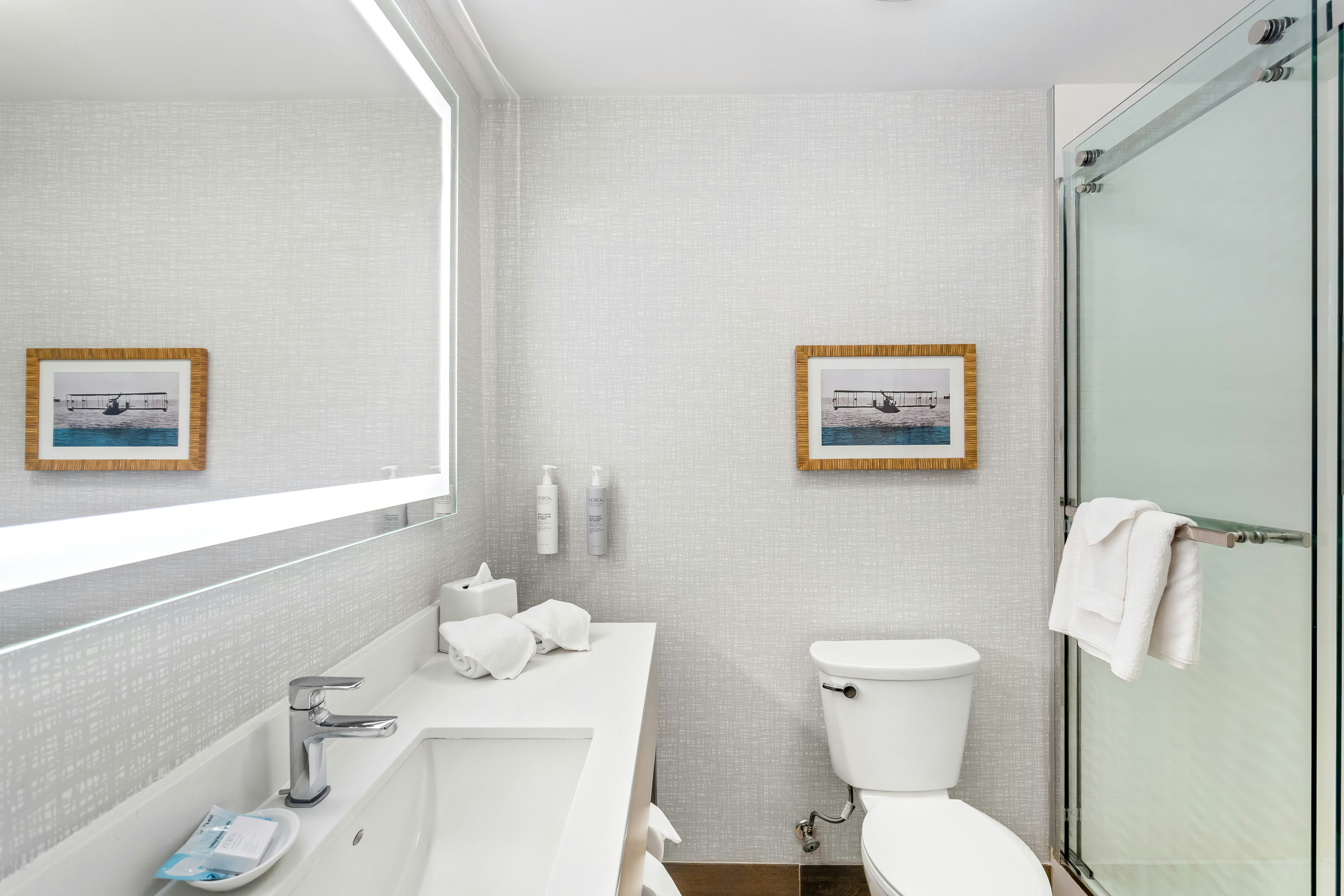 غرفة قياسية بسريرين كوين بشرفة، Hampton Inn Suites St Petersburg Downtown 3/3