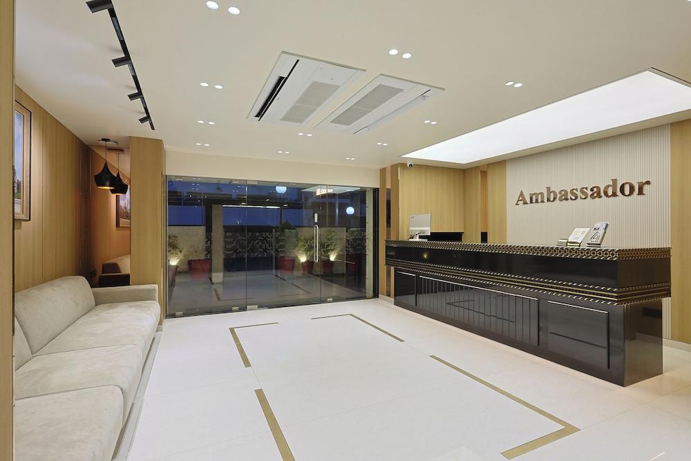 HOTEL AMBASSADOR VADODARA 10/50