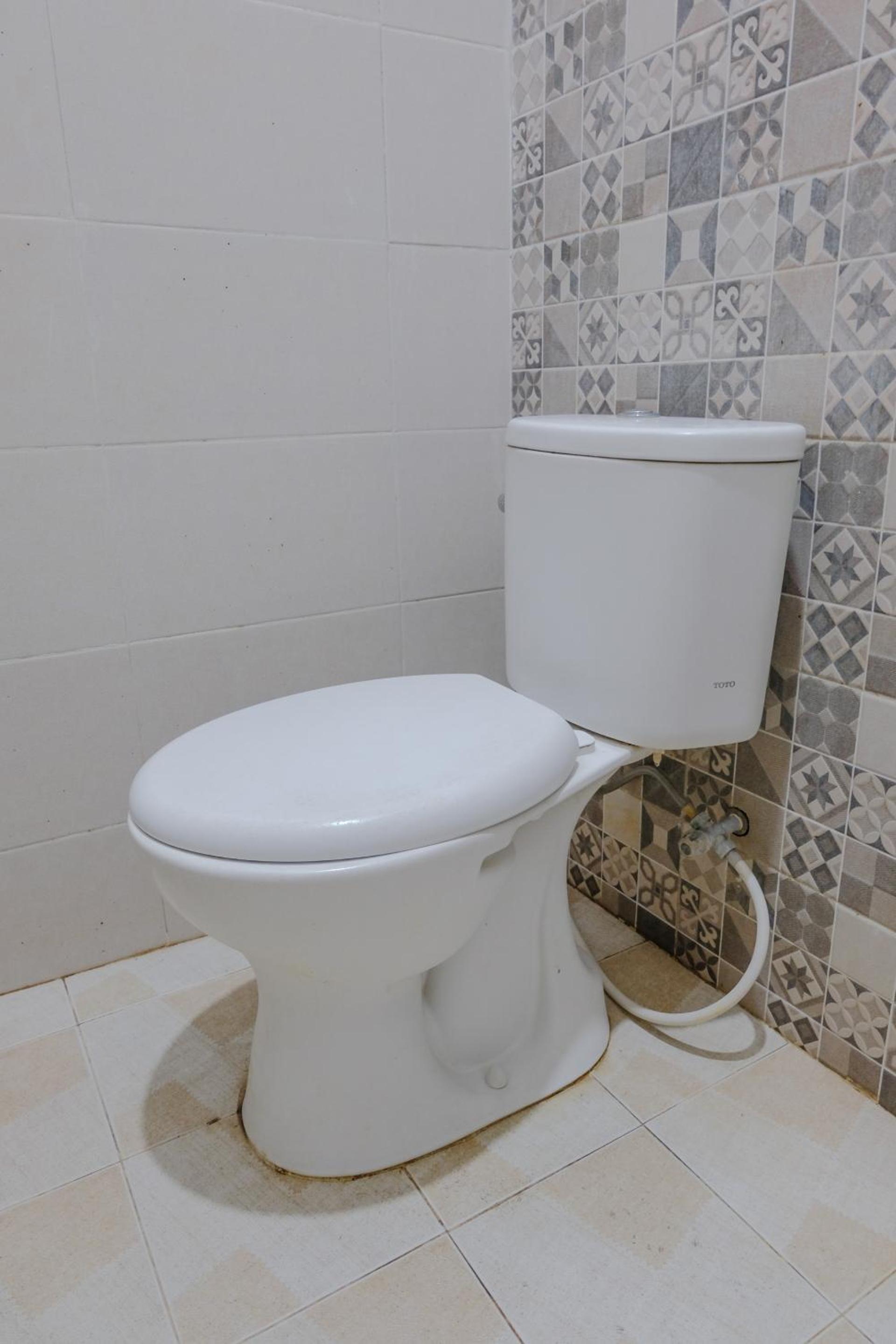 OYO 1038 Embun Pagi Syariah Residence 48/50