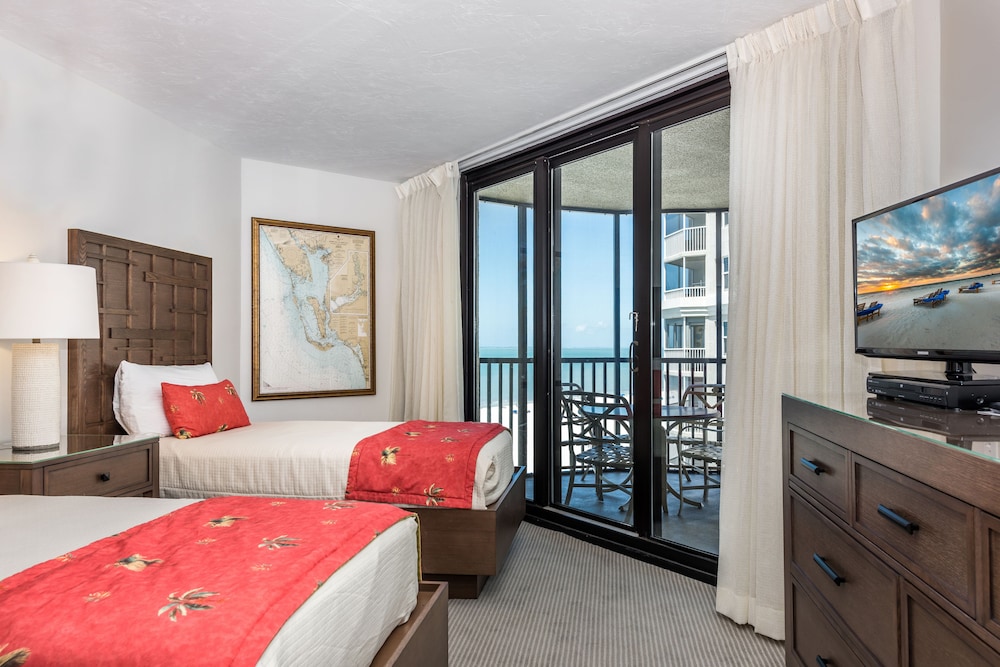 Pointe Estero Resort 11/50