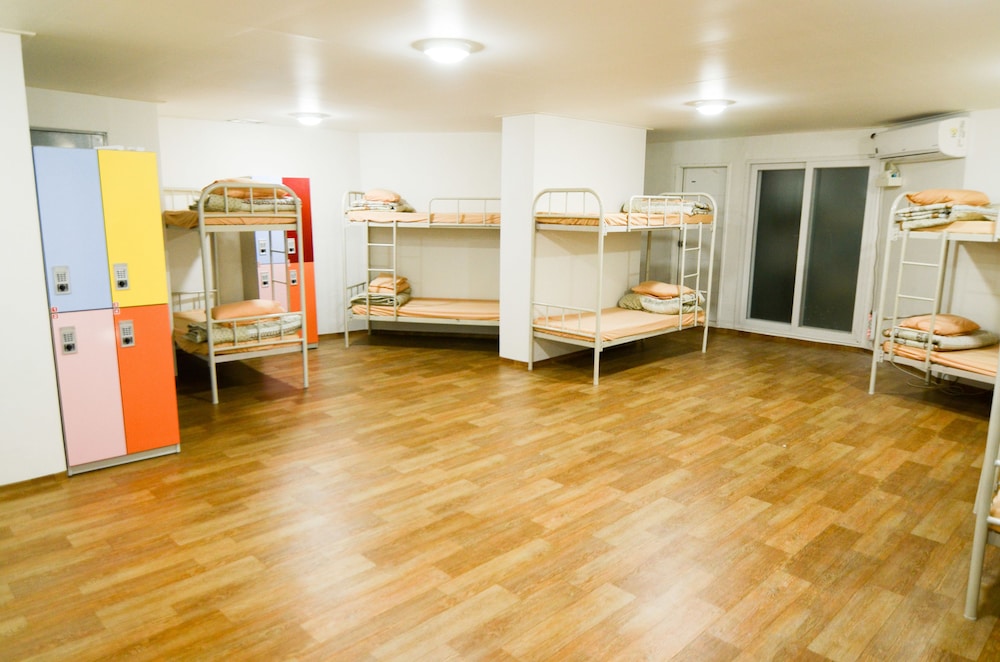 YAKOREA HOSTEL DONGDAEMUN 61/79