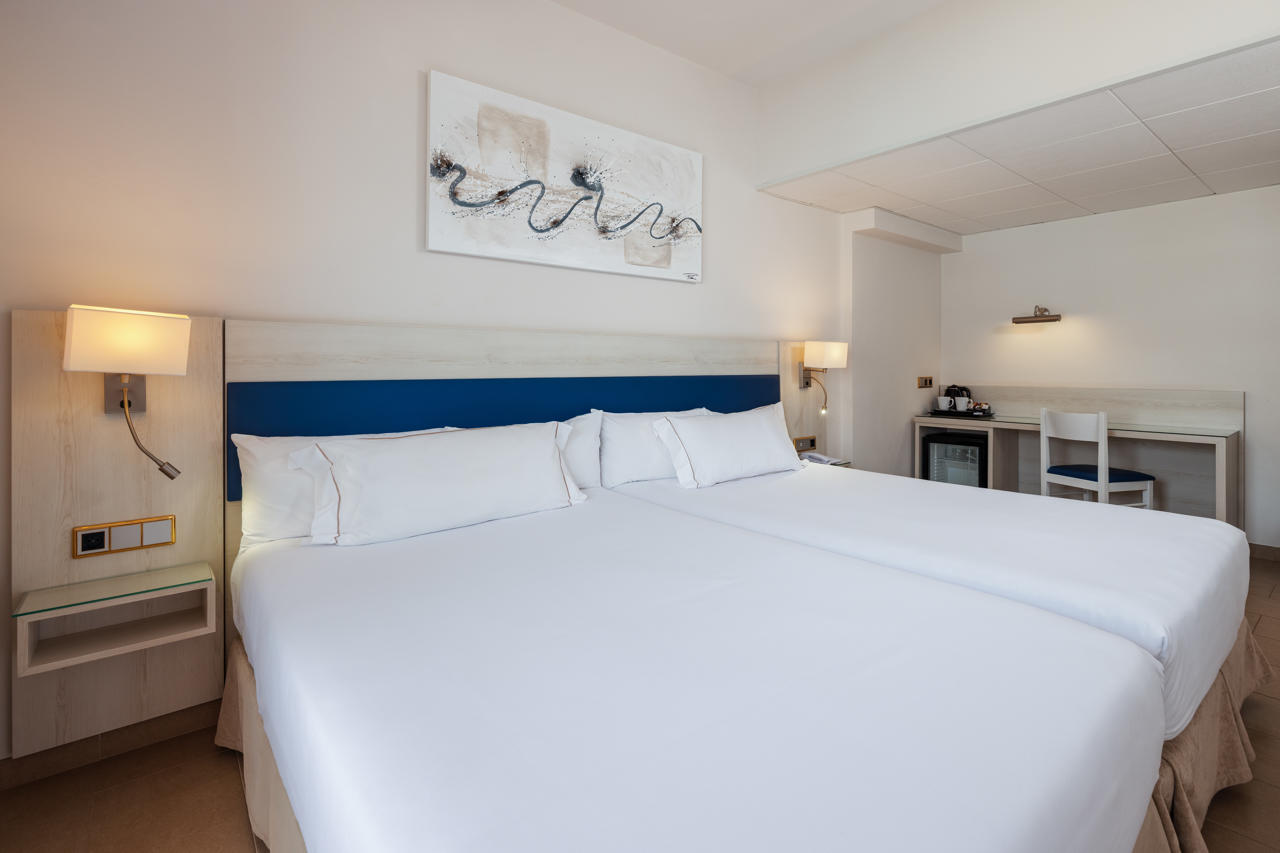 Playadulce Hotel 24/58