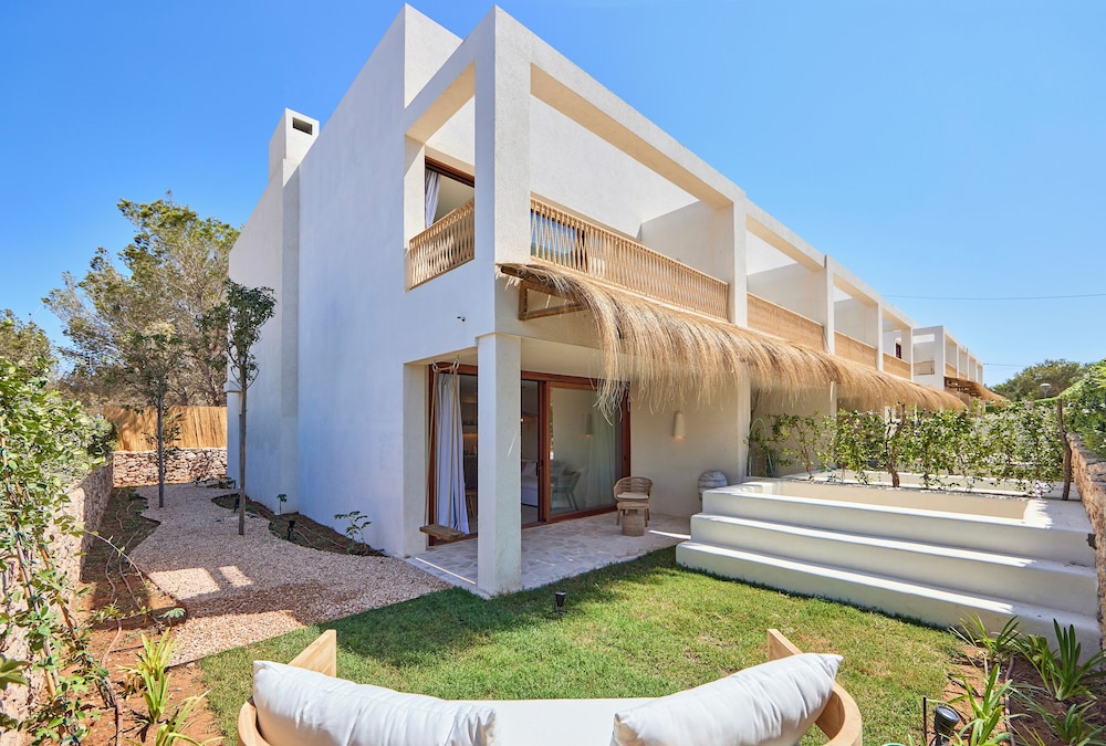 MAR SUITES FORMENTERA BY UNIVERSAL BEACH HOTELS 2/50