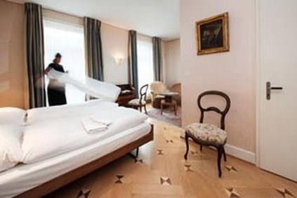 Atrium Hotel Blume 18/19