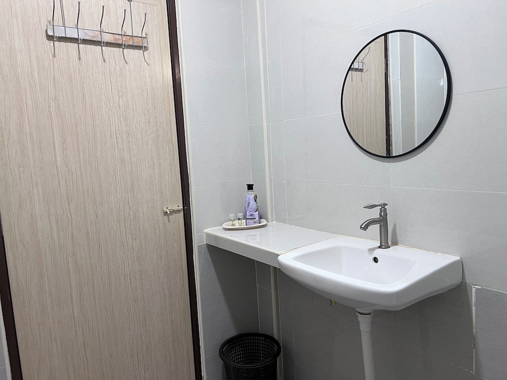 Hotel O Sri Ayu Inn 30/30