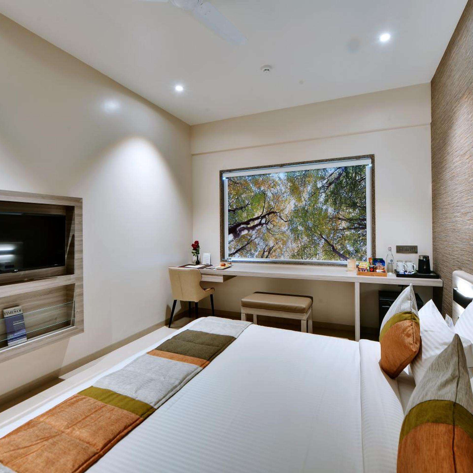 Click Hotel Pithampur 9/33