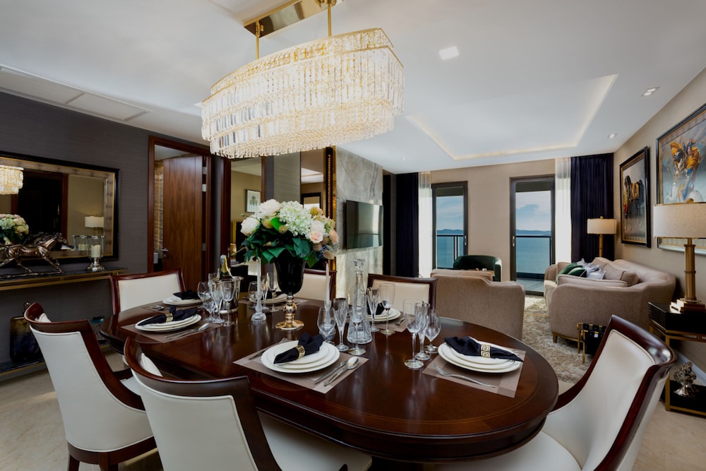 The Elysium Pratumnak Pattaya - By SHG 35/50