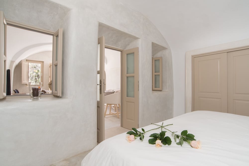 Lagadi Suites 33/67