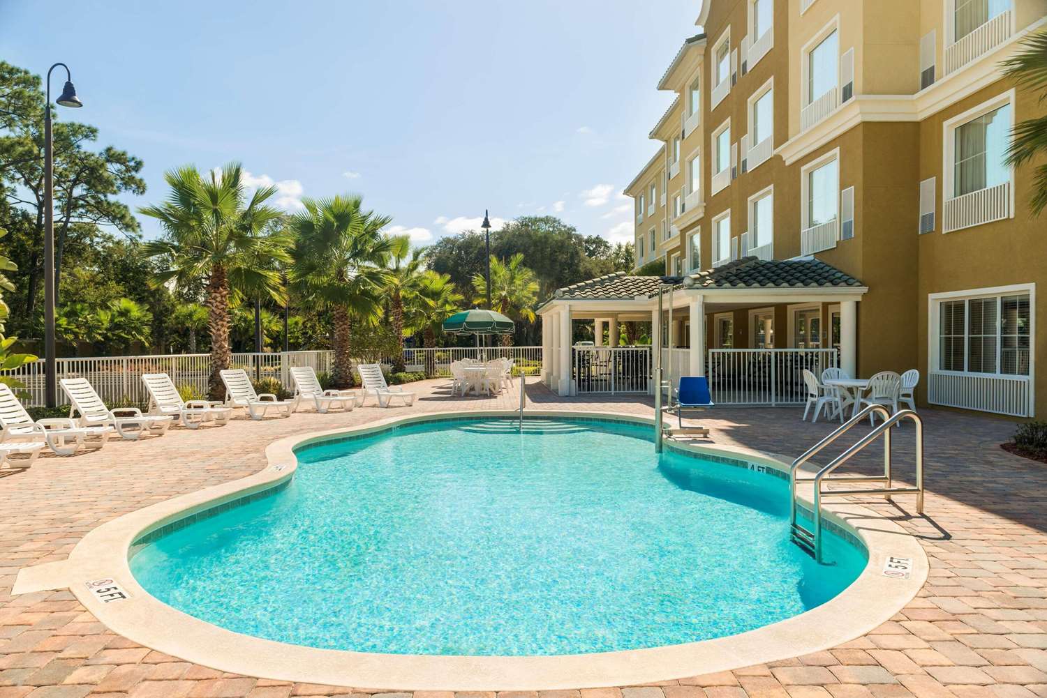 Country Inn & Suites by Radisson, Port Orange-Daytona, FL 40/40
