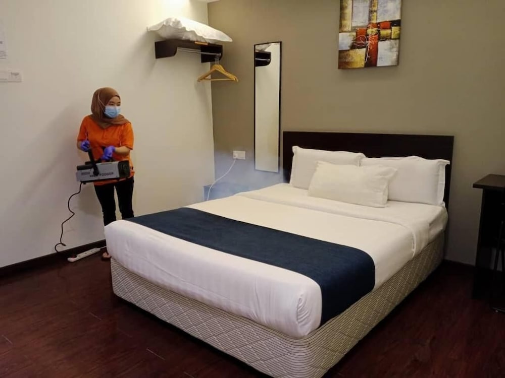 Orange Hotels Sri Petaling 30/38