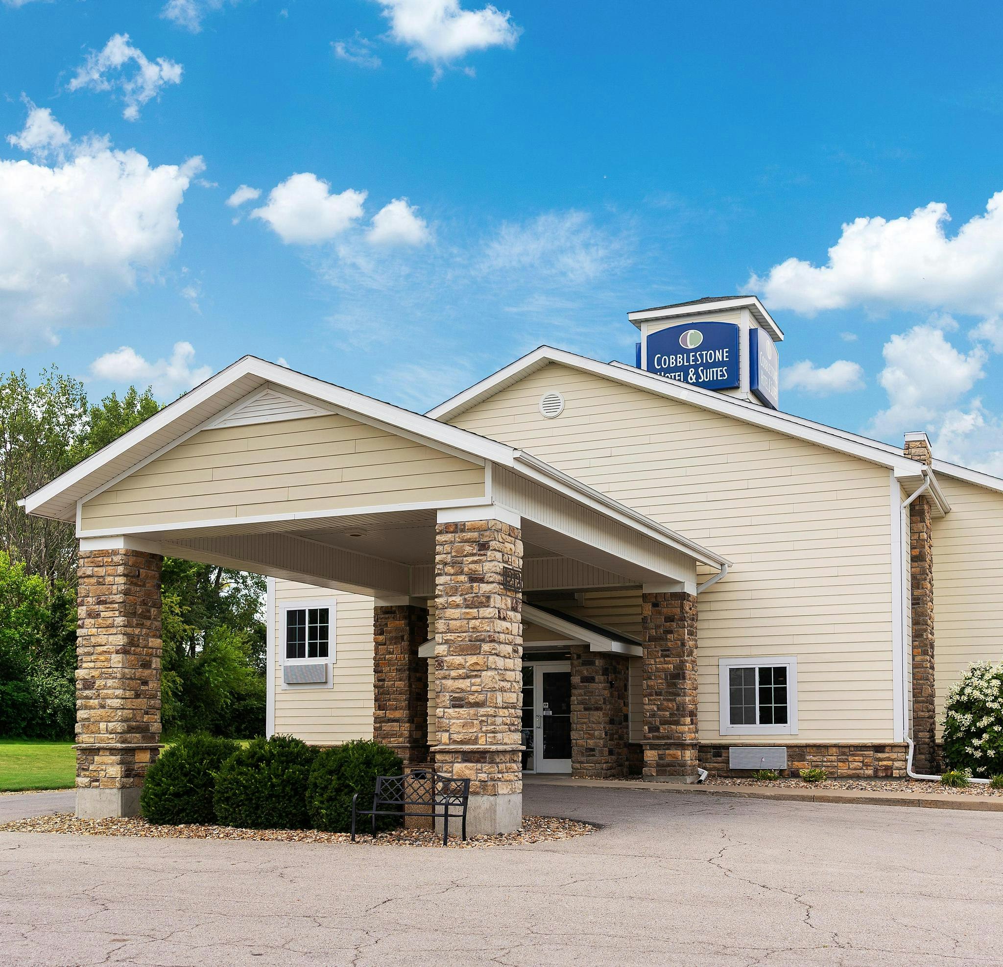 Cobblestone Hotel Knoxville 4/56