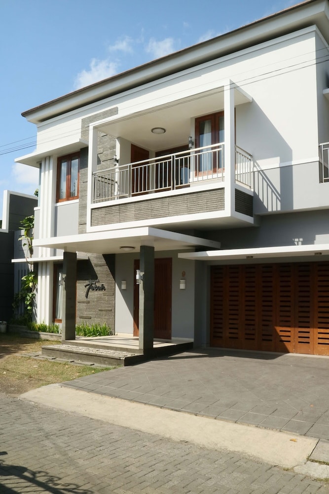Rumah Teteh Plemburan by ZUZU酒店(Rumah Teteh - Plemburan by ZUZU) 图片4