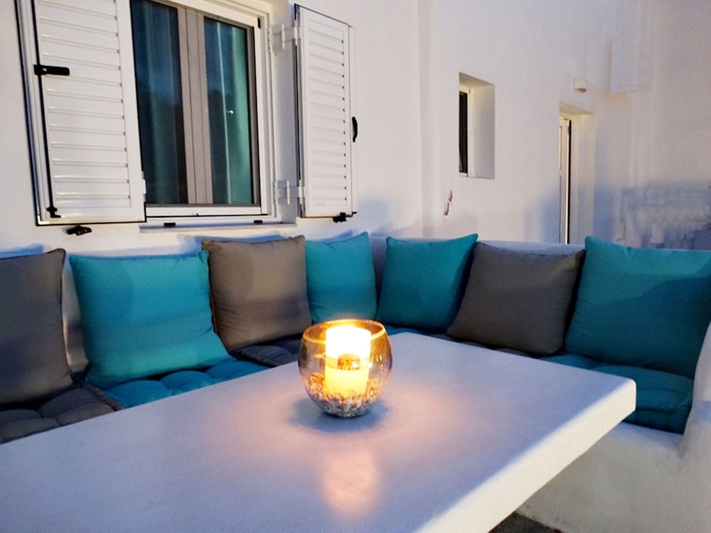 Mykonian Breeze 35/50