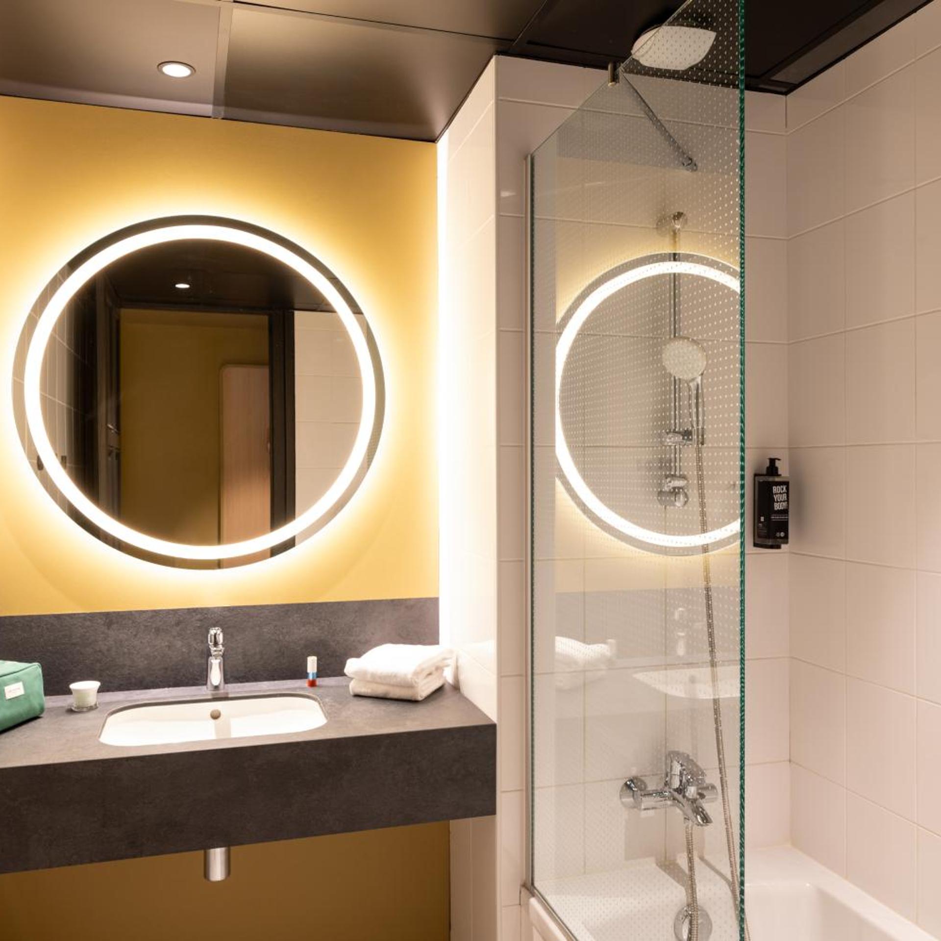 Junior Suite, City Side، Ibis Lyon Centre Perrache Hotel 5/6