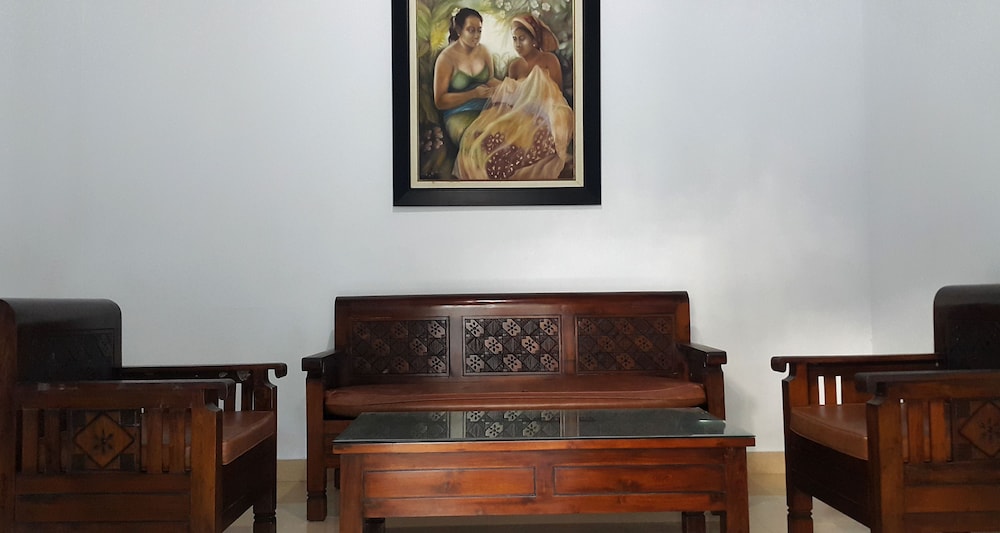Wahyu Dewata Villa 7/50