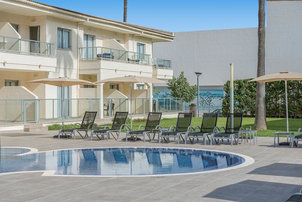 Trendhotel Alcudia 74/77