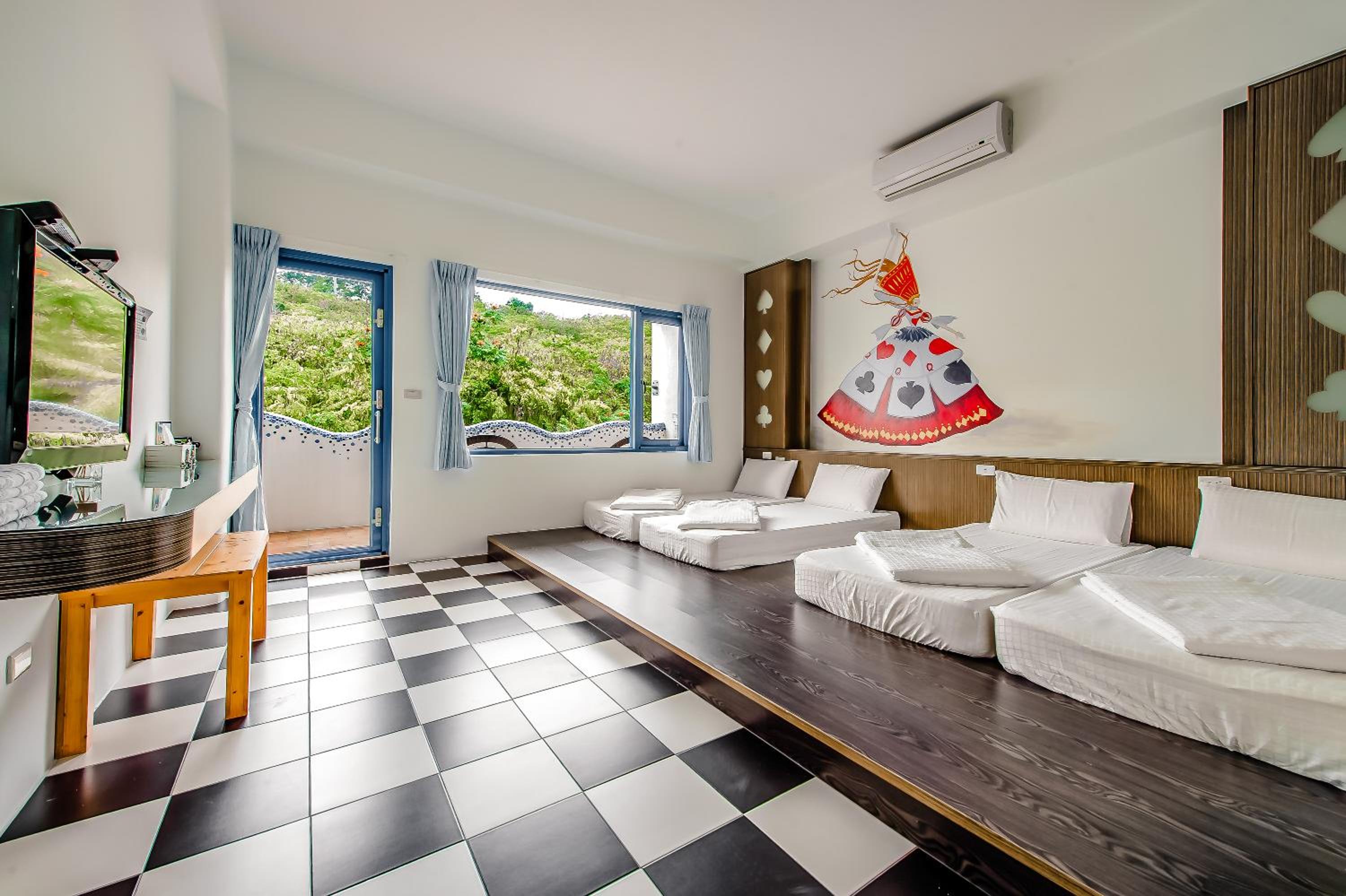 Room, Quadruple, Balcony