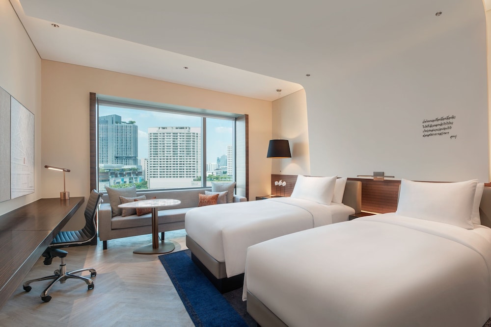 Deluxe Twin Room, City View