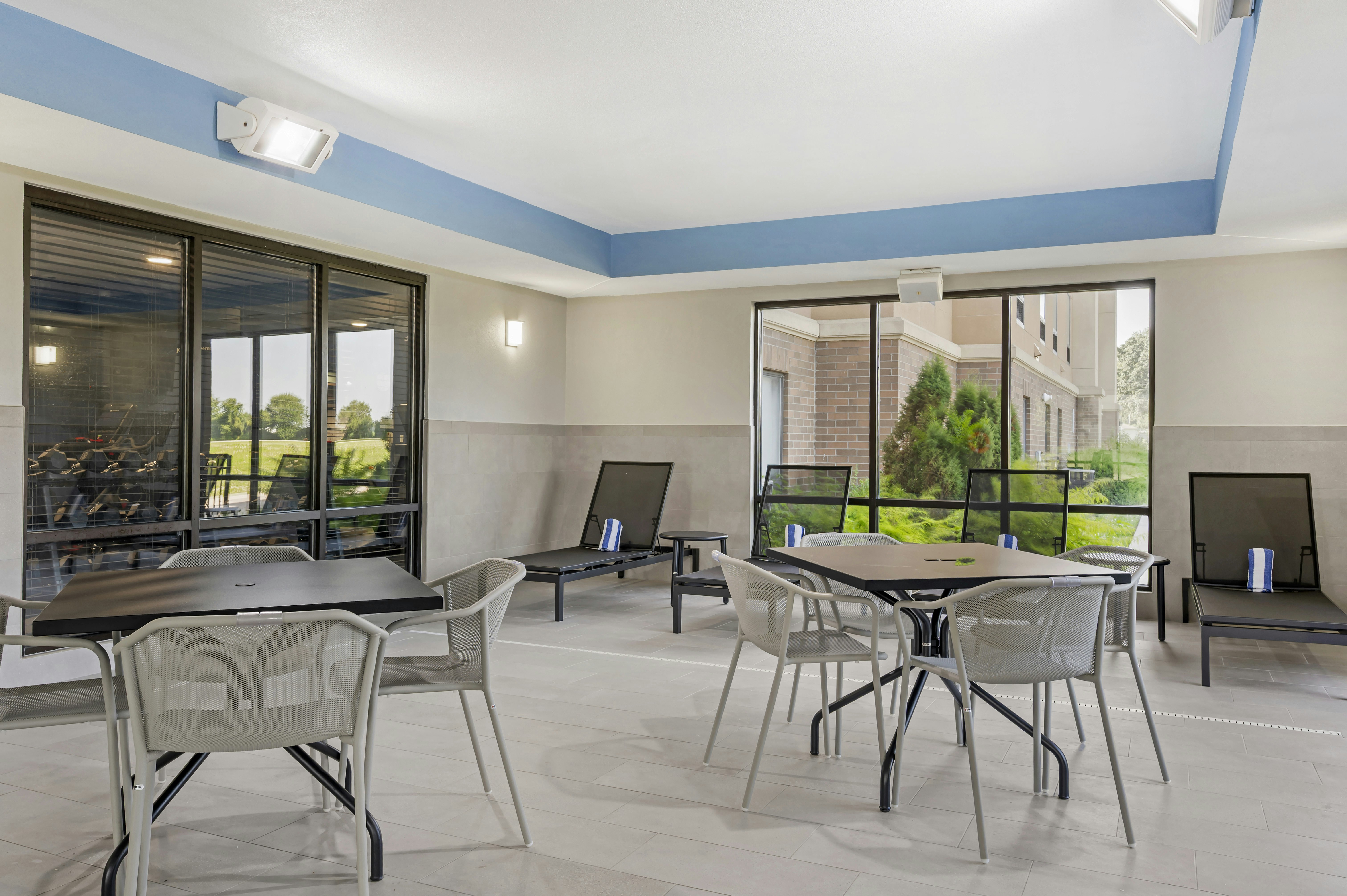 Hampton Inn Suites Crawfordsville 26/51