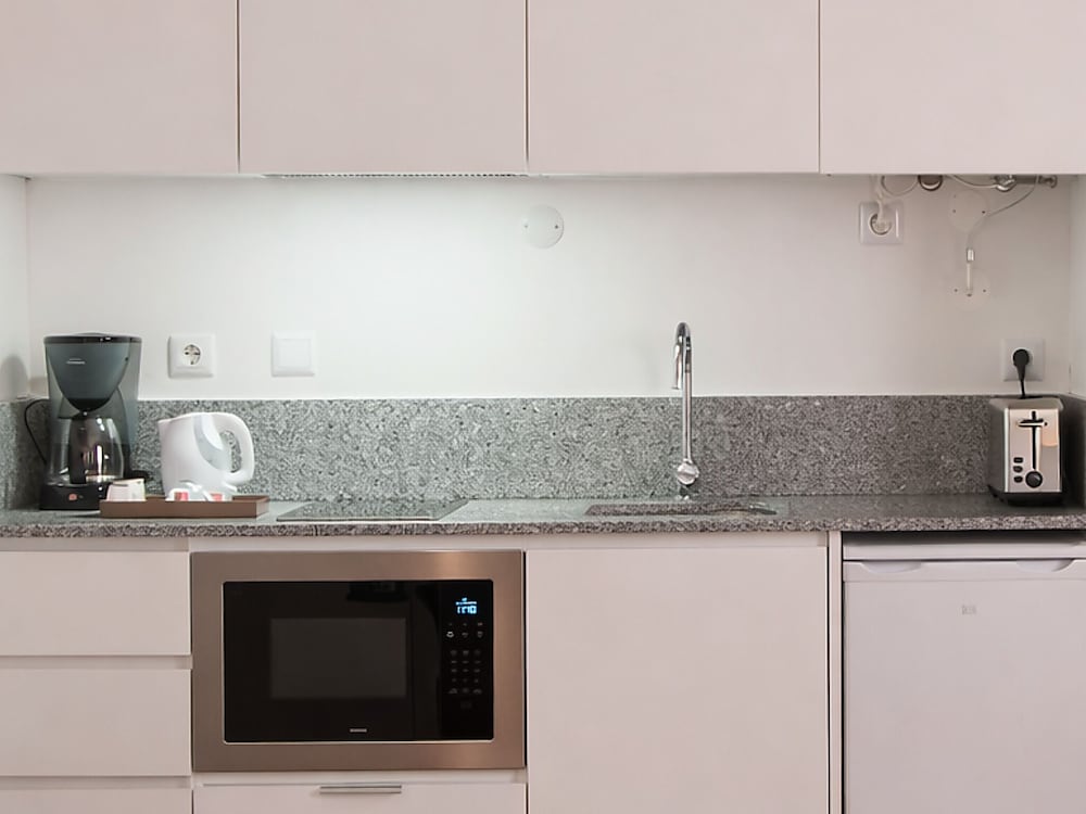 Lisbon Serviced Apartmentos - Campos 47/48