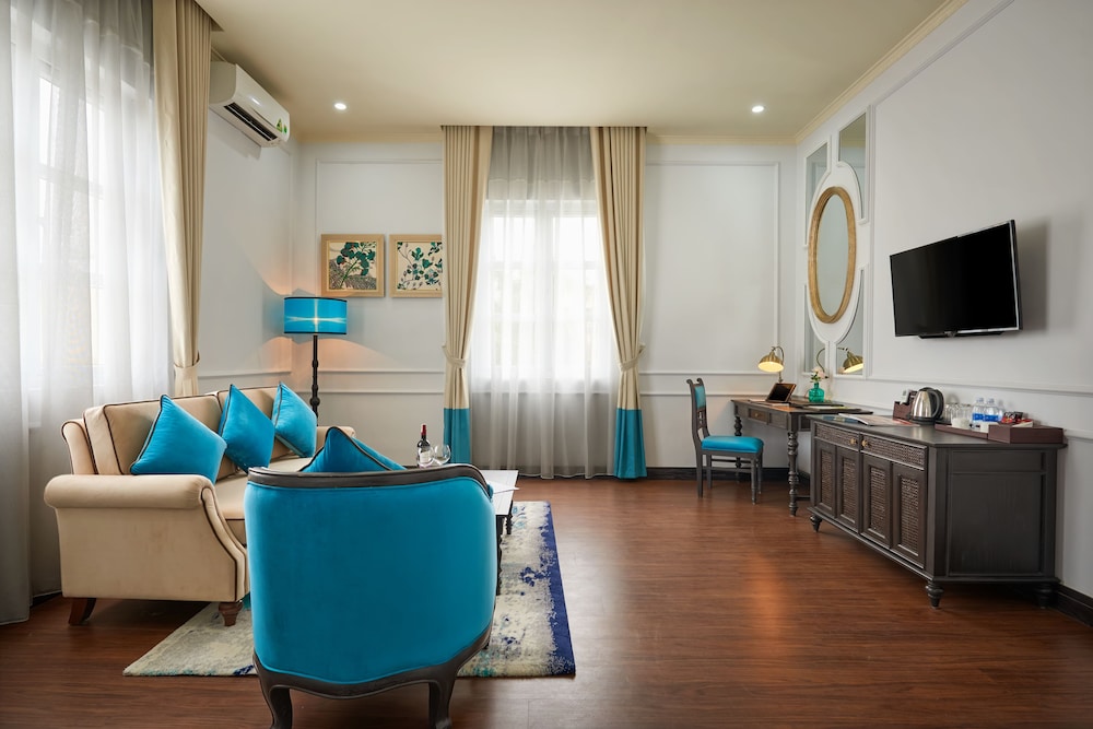 Manoir Des Arts Hotel 54/73