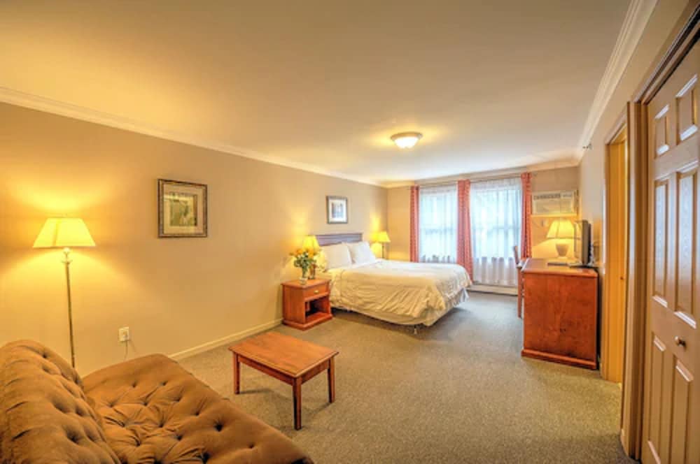 The Sonata Inn 32/54