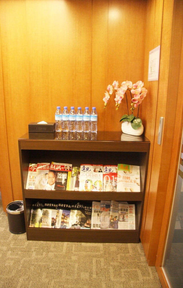 Tainan Fushin Hotel 10/64