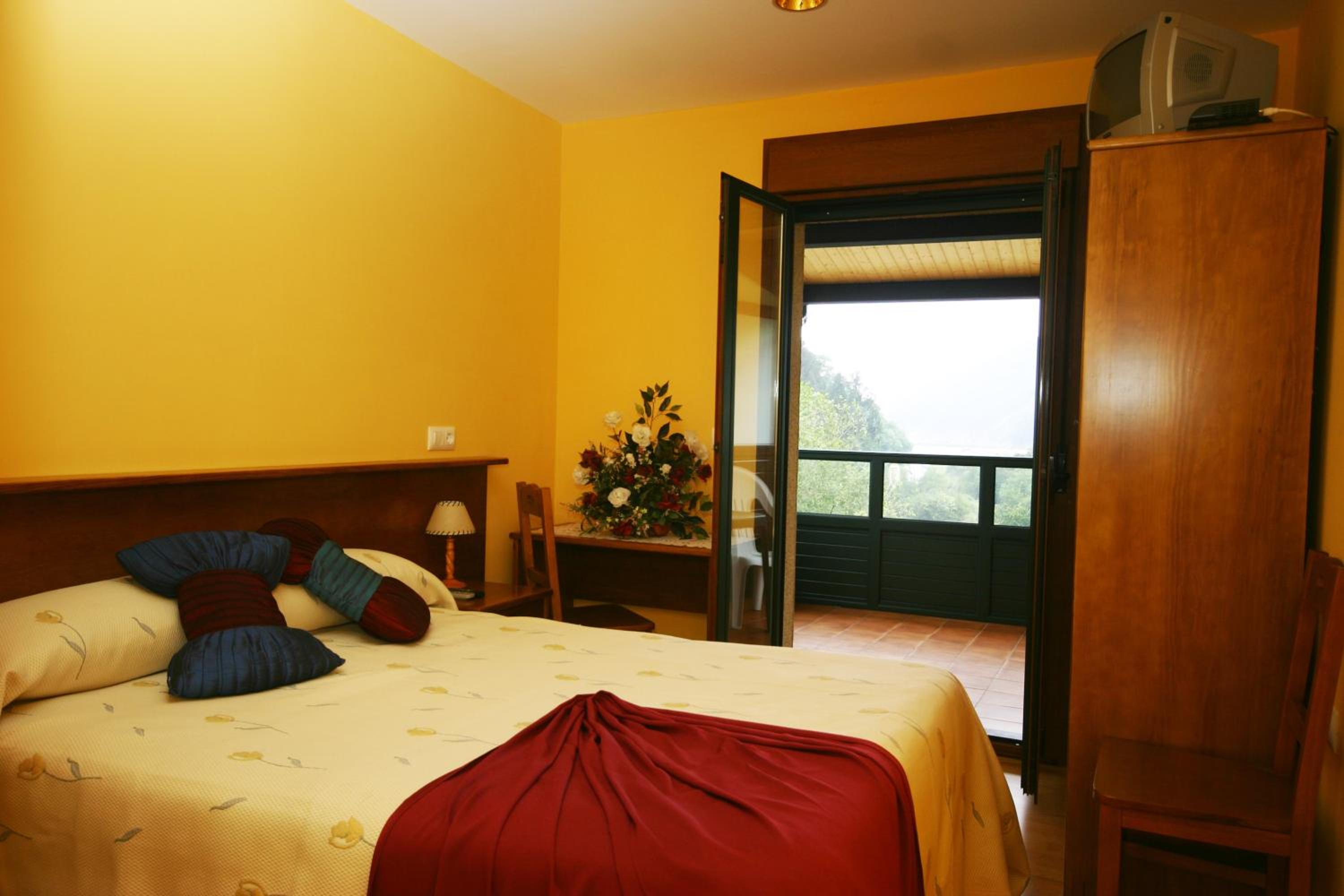 Hotel Restaurante Canero 4/37