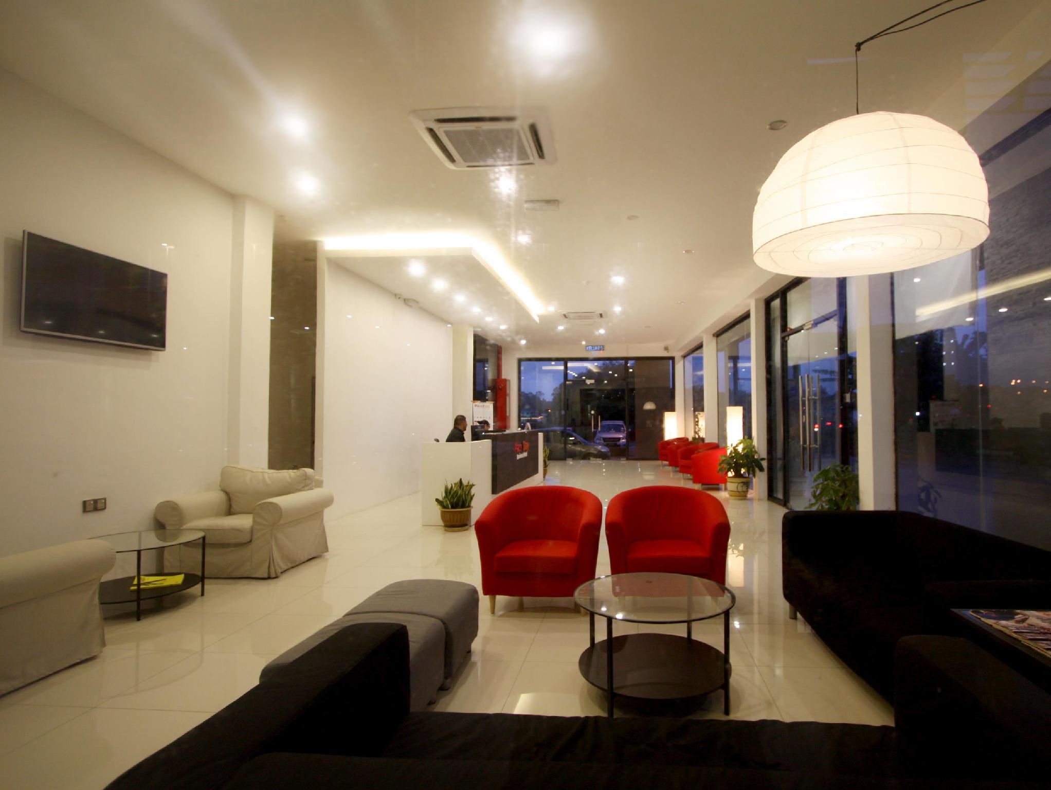 Place2Stay Business Hotel - Waterfront 40/48