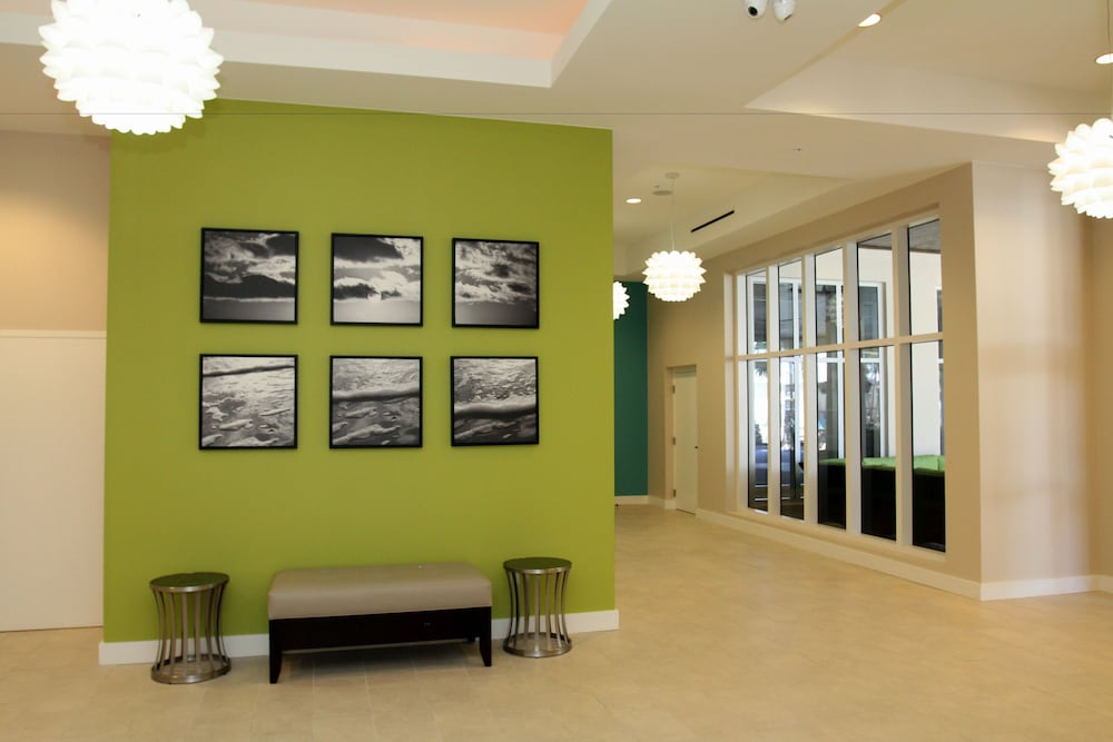 Shephards Beach Resort 30/66