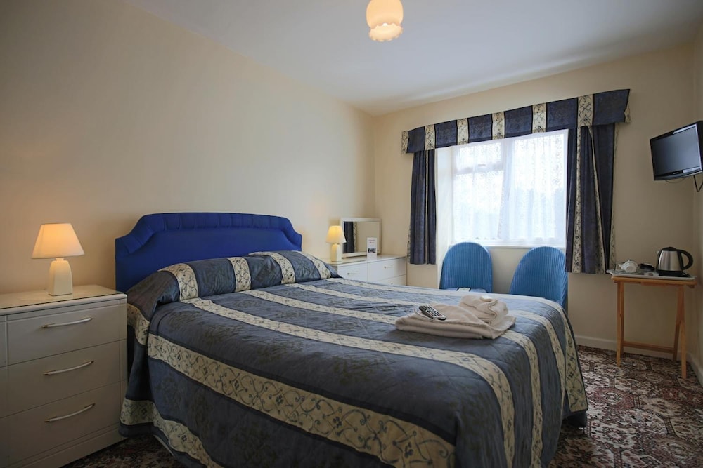 LAGUNA HOTEL 18/39