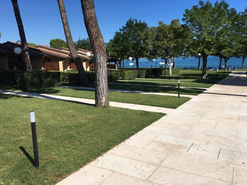 Le Corti Del Lago 25/29