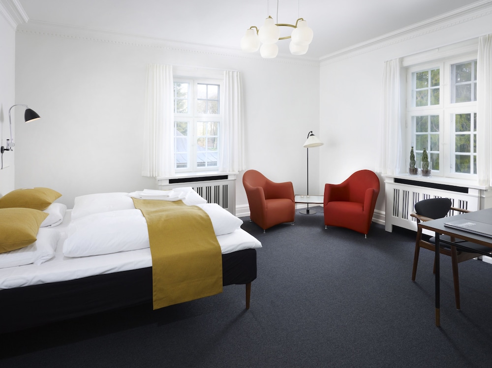 Sinatur Hotel Skarrildhus 16/27