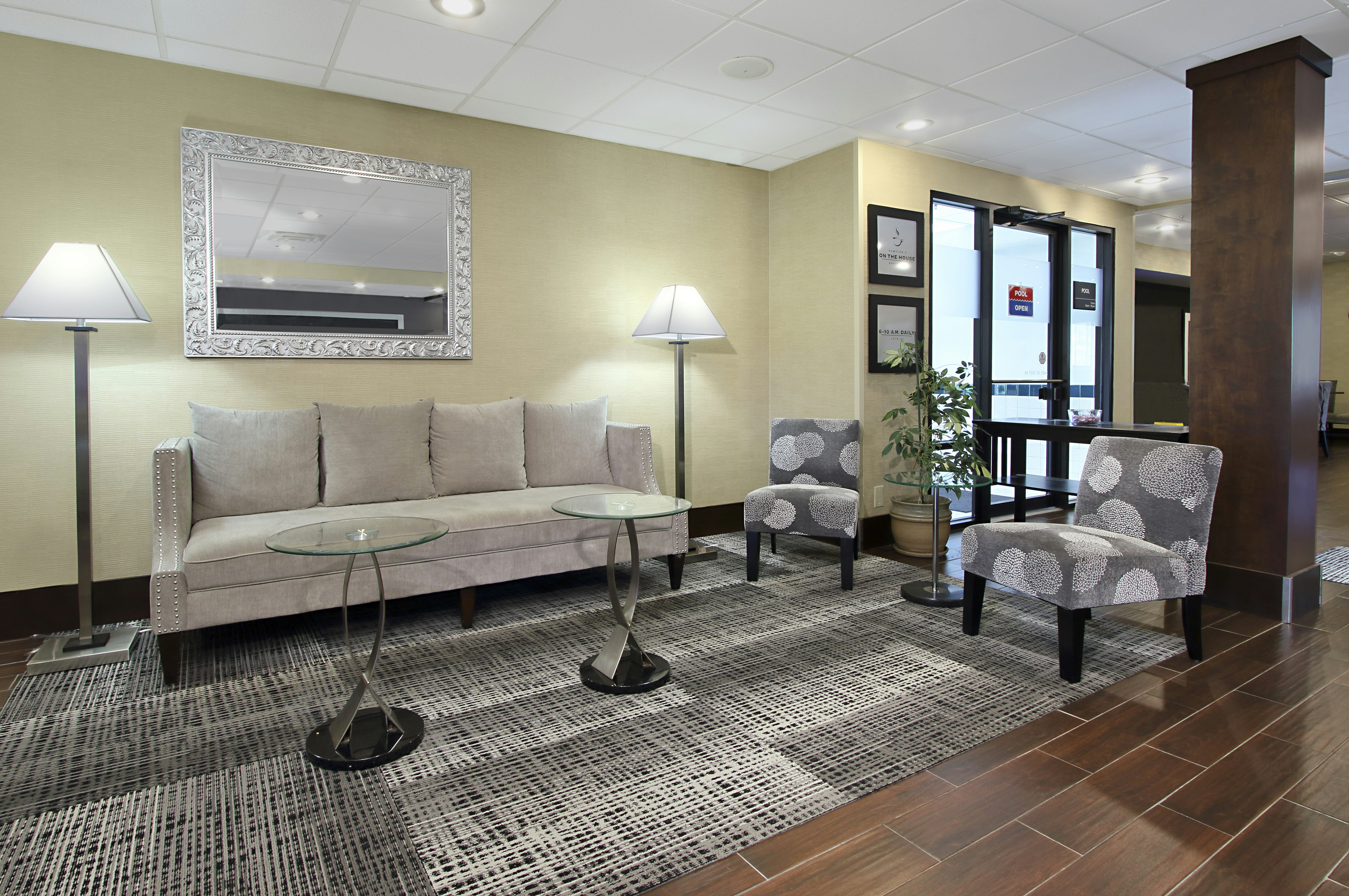 Hampton Inn Ashtabula 28/47