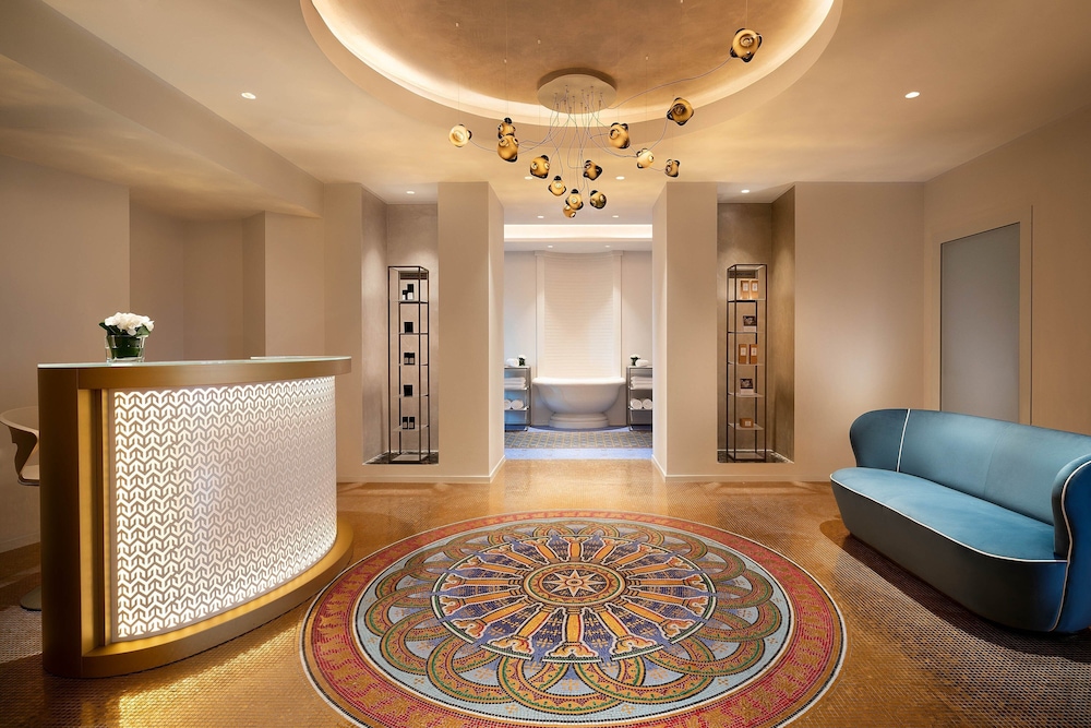 Lobby at Sheraton Milan San Siro, MILAN