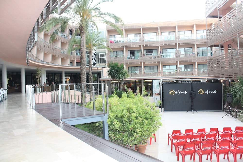 Ohtels Les Oliveres 1/50